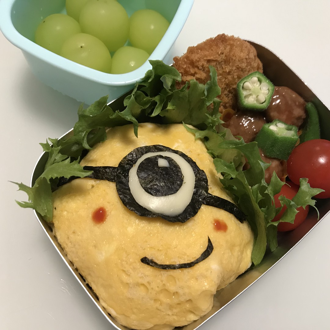 ミニオンオムライス弁当