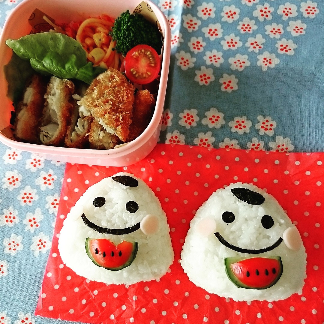 スイカぱくぱくおにぎりちゃん弁当