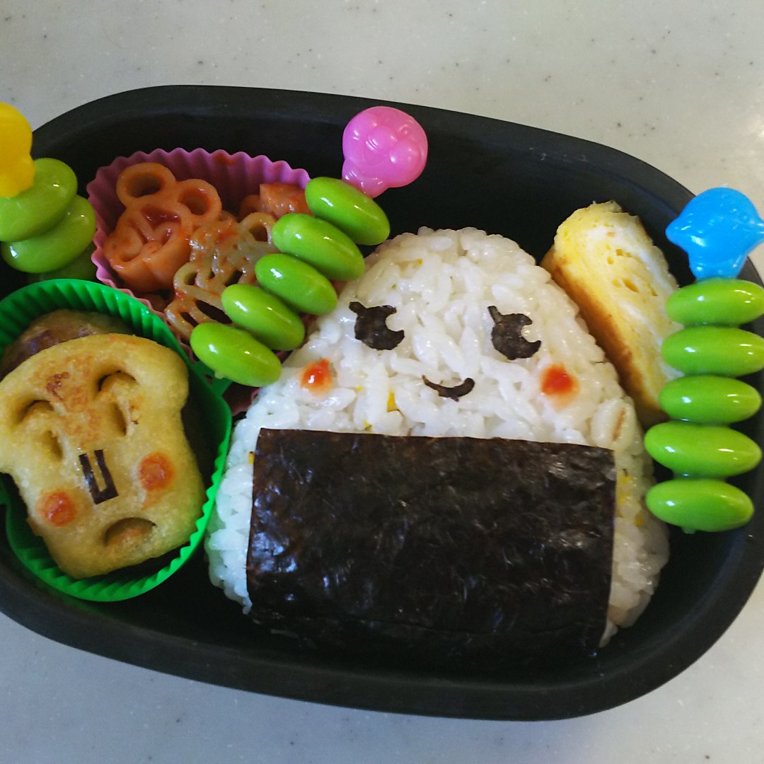 三角おにぎり弁当