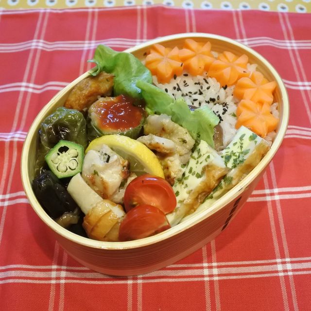 肉詰めピーマン弁当