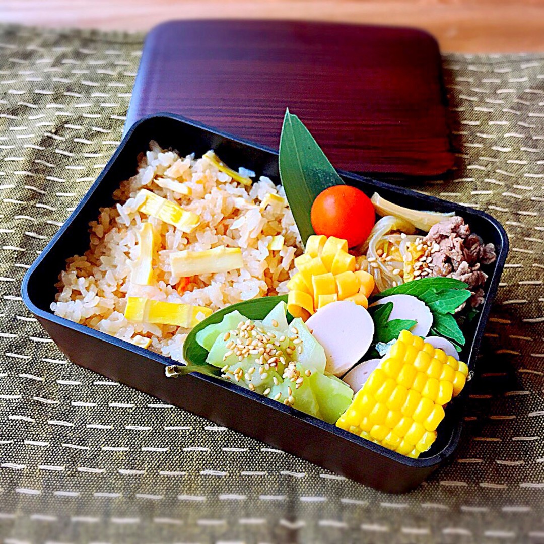 たけのこご飯弁当