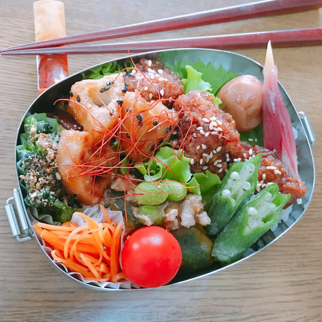 鶏唐揚げとさつまいも蓮根の甘酢揚げ弁当 ◡̈❁
