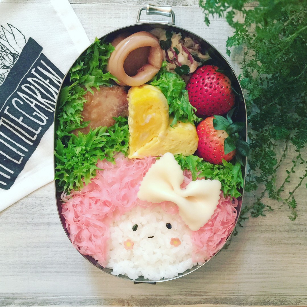 ピンクヘアー女の子弁当💕