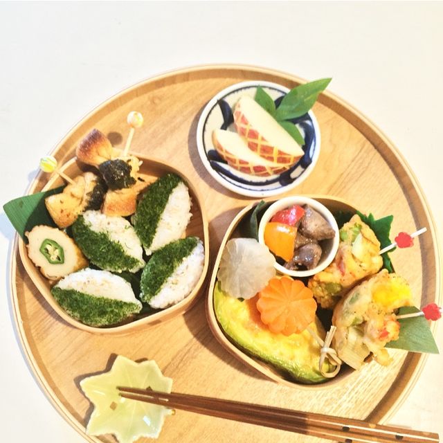 赤海老と冷凍卵と長ネギのかき揚げ弁当