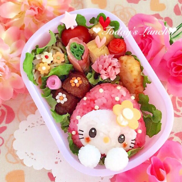 いちごキティちゃんの春色弁当♡
