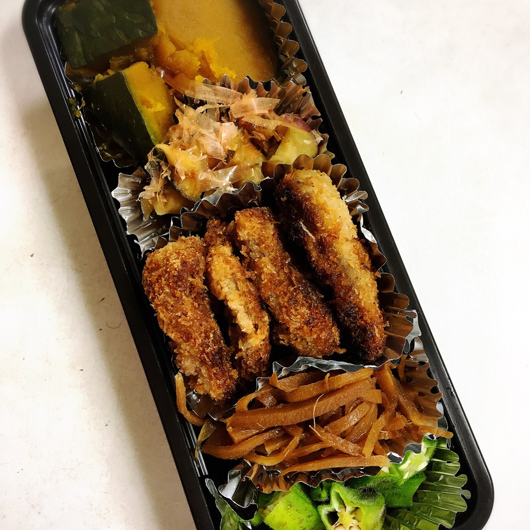 とんかつ弁当！