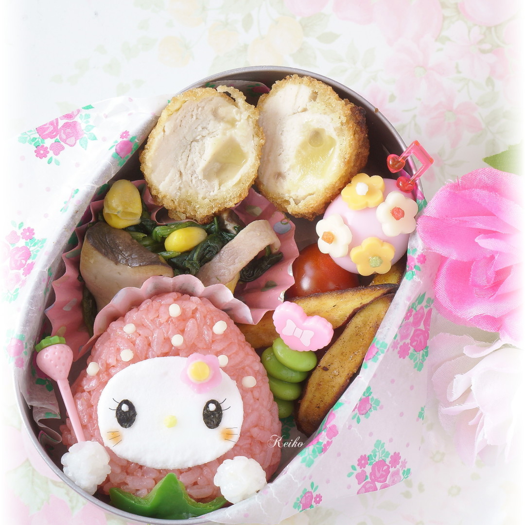 いちごのキティちゃん弁当♡