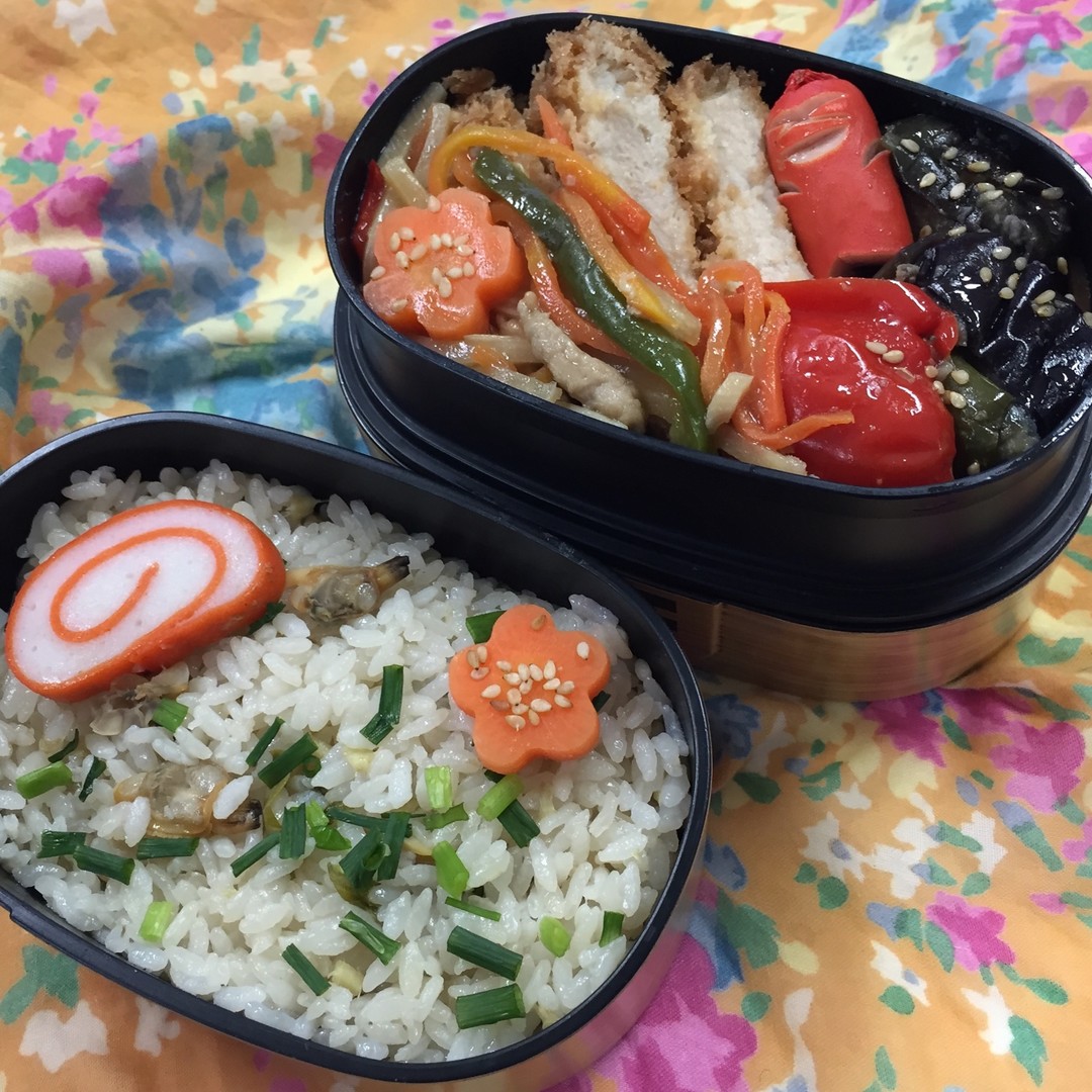 あさりごはんととんかつ
