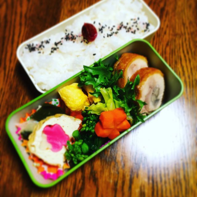 梅の花がんも弁当