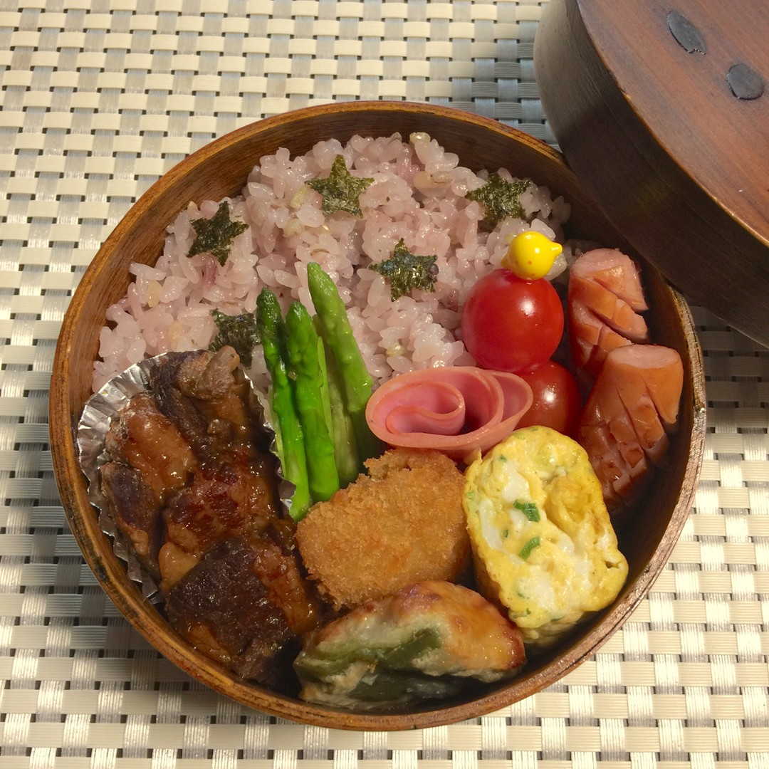 ぶたの角煮と野菜弁当