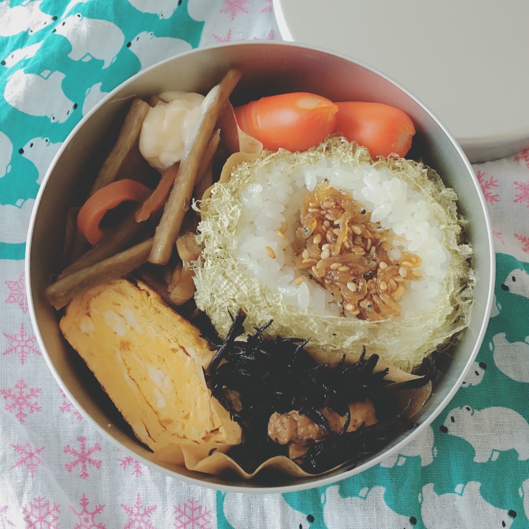 ちりめんトロロ昆布おにぎり弁当