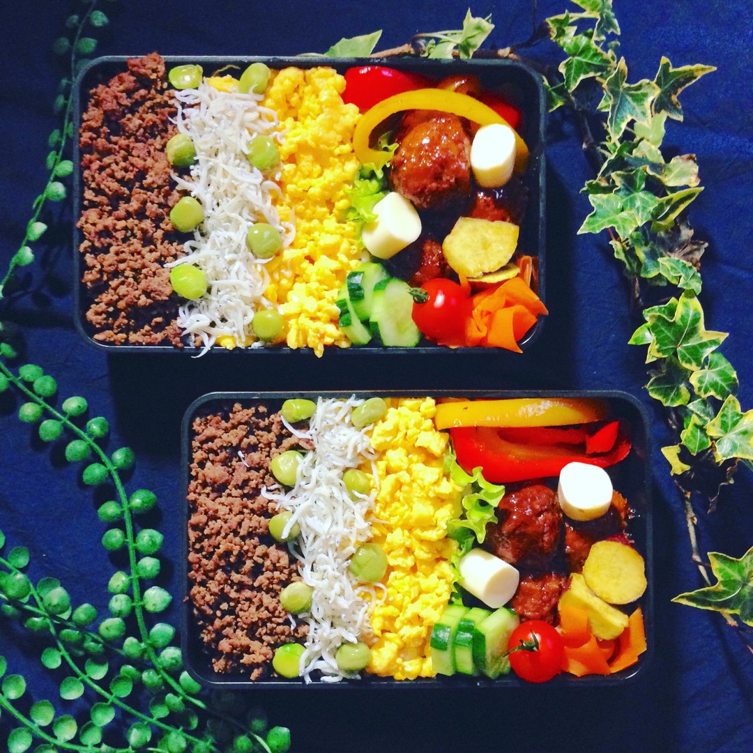 三色弁当