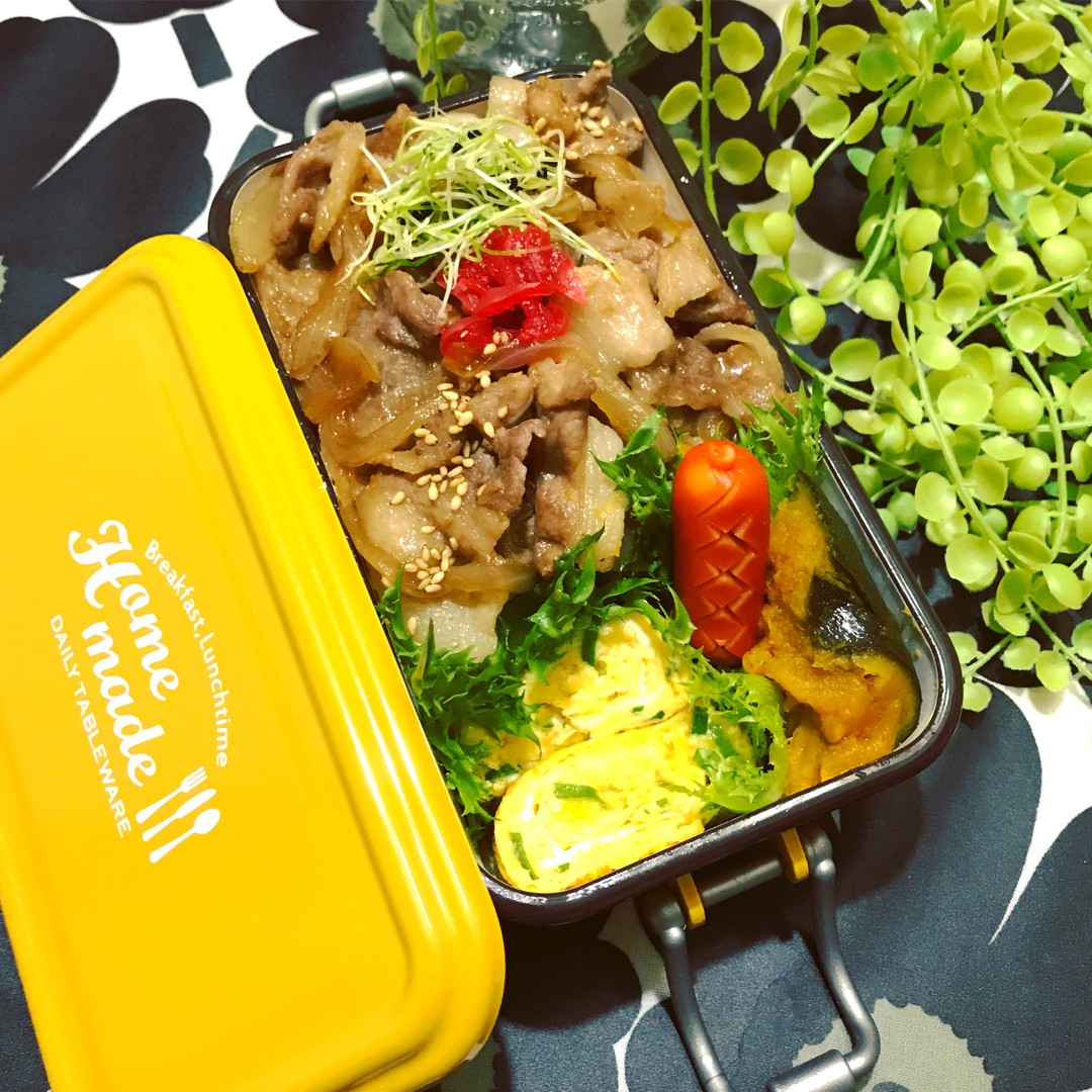 豚丼部活弁当