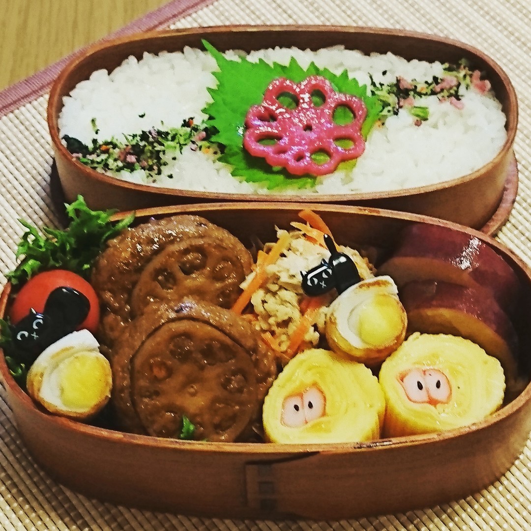 豆腐入り豚つくね蓮根はさみ焼き