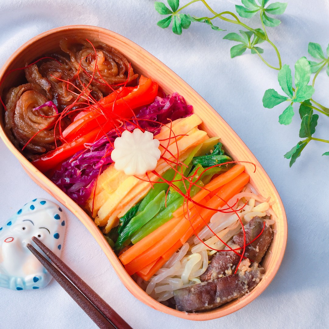 豚バラくるくるチャーシューと色々ナムル弁当