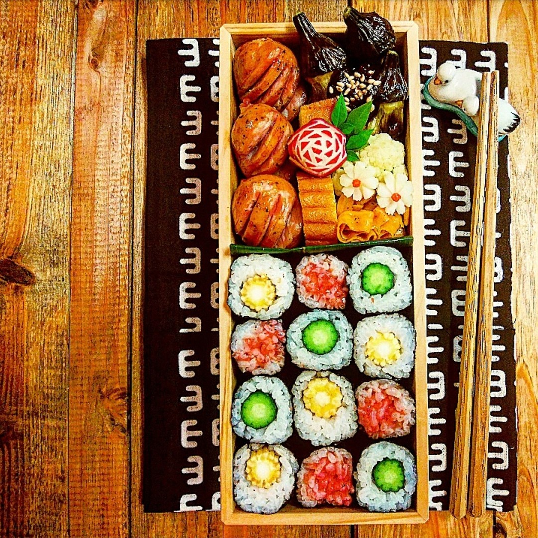 三色細巻き寿司のお弁当♪
