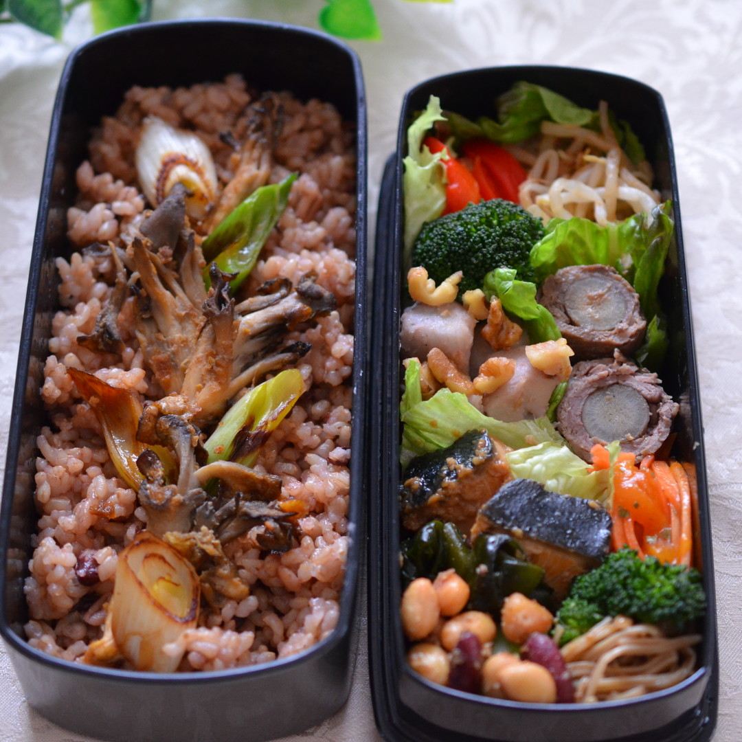 ブリの甘麹照り焼きと牛肉のゴボウ巻きにお野菜たっぷり！スタミナ弁当☆