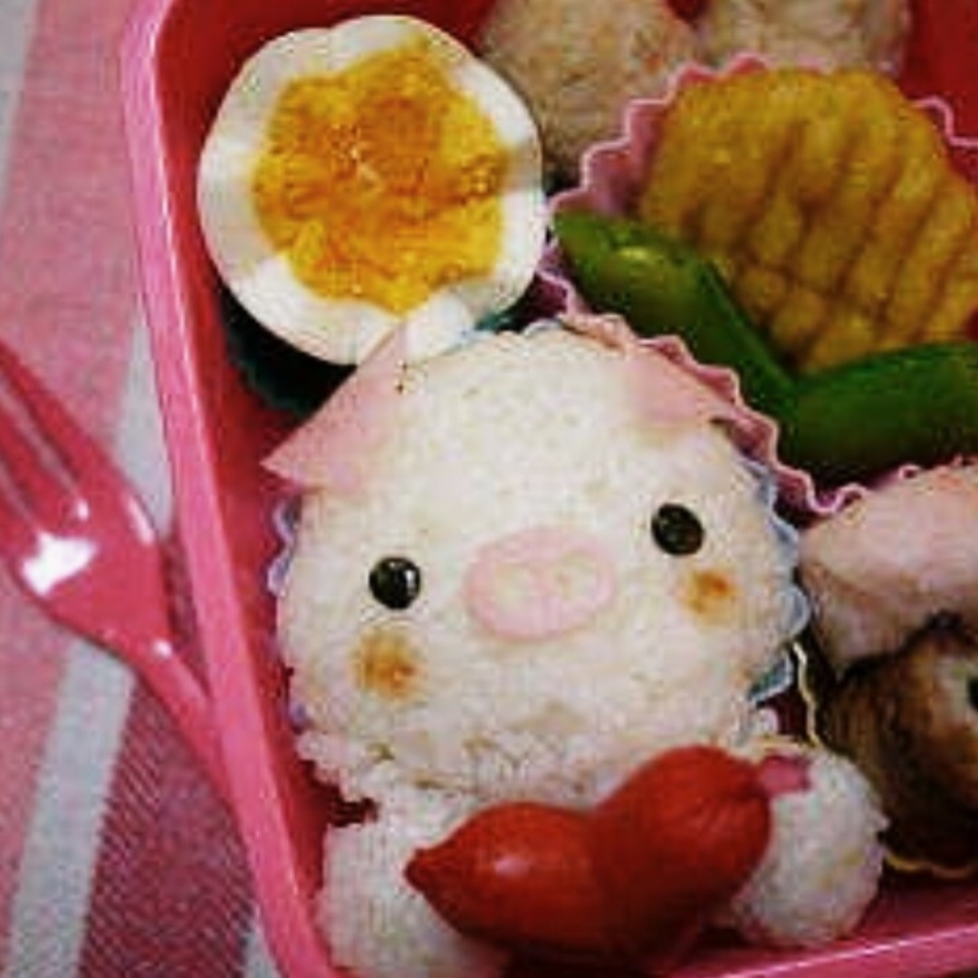 ぶたさん🐷おにぎり弁当
