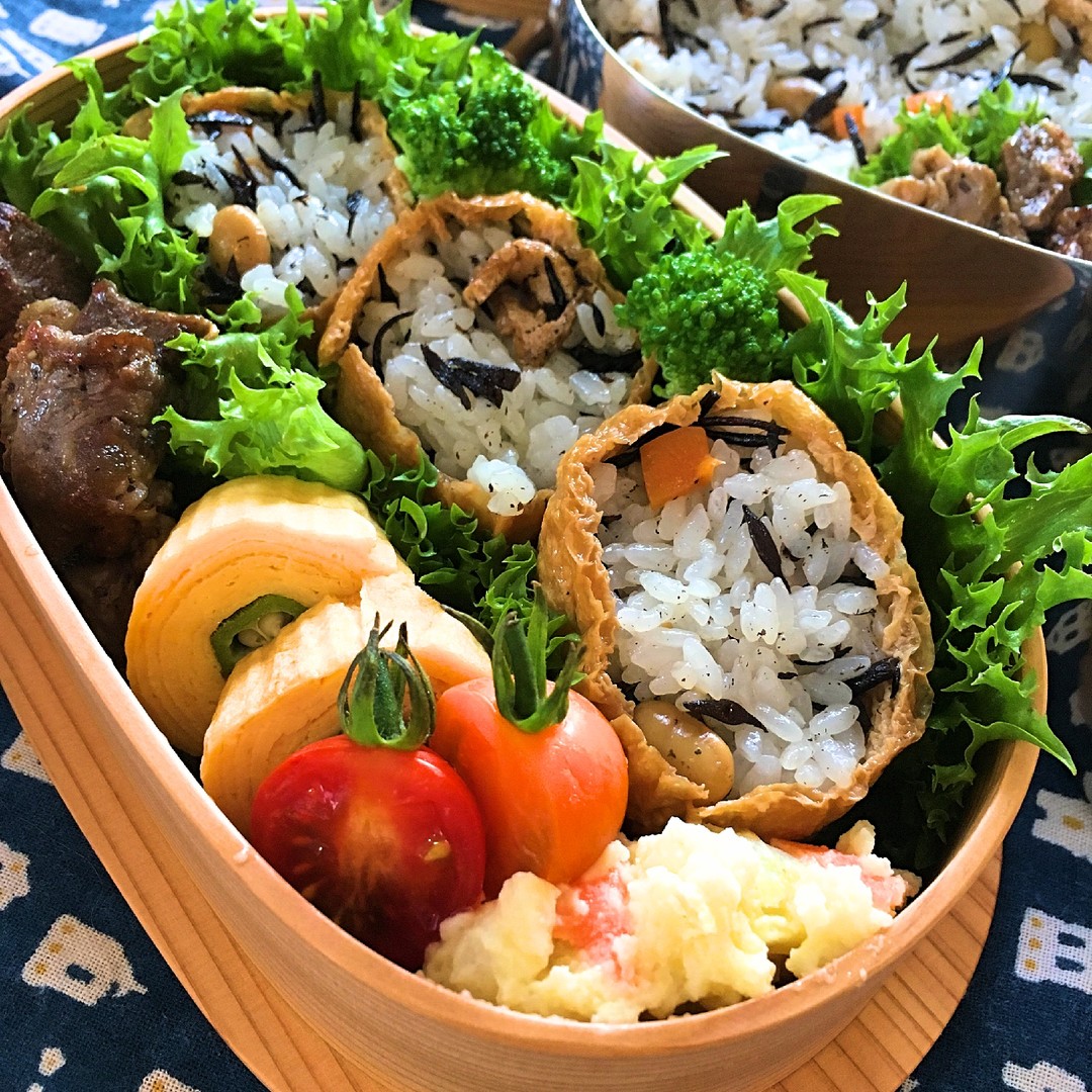 ひじきのおいなりさん弁当
