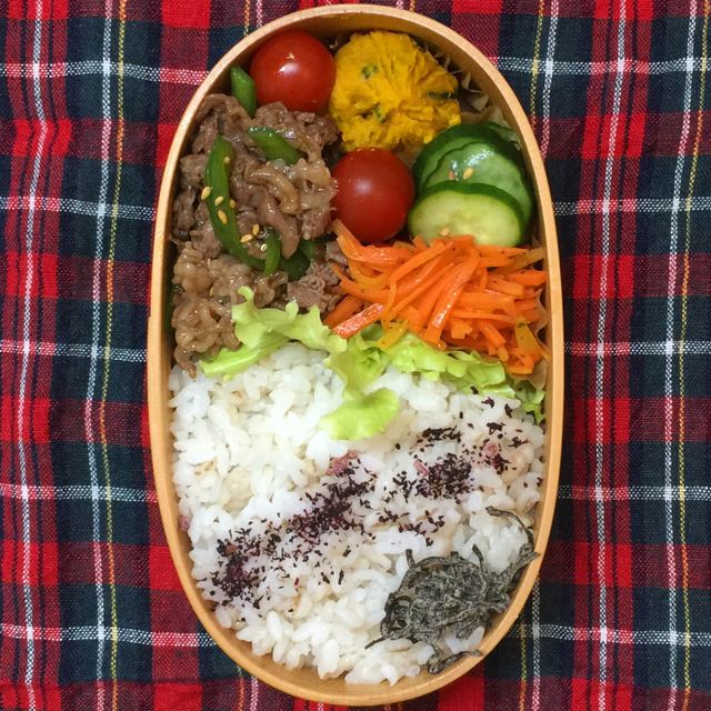 青椒肉絲弁当