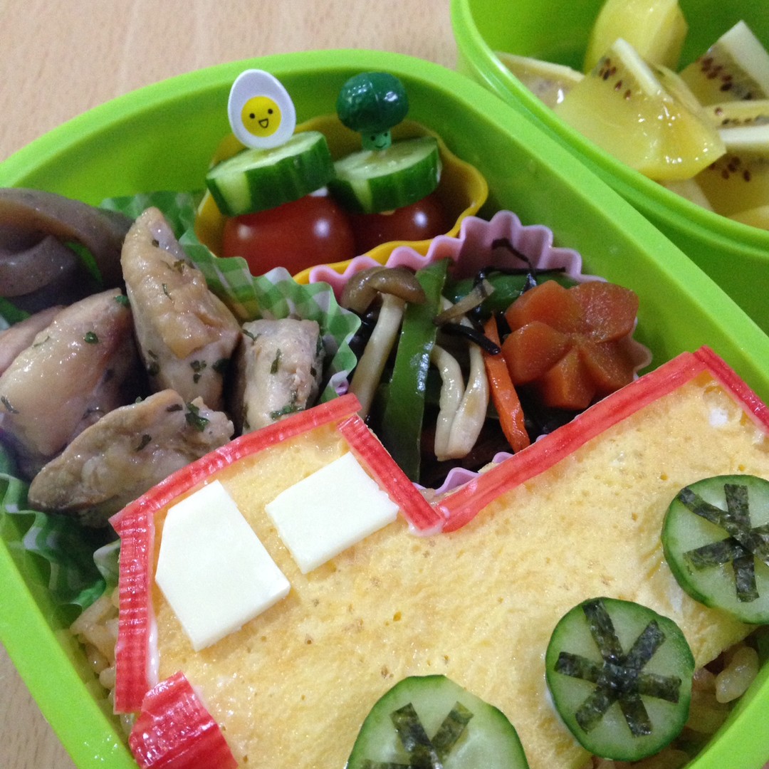 オムライス弁当