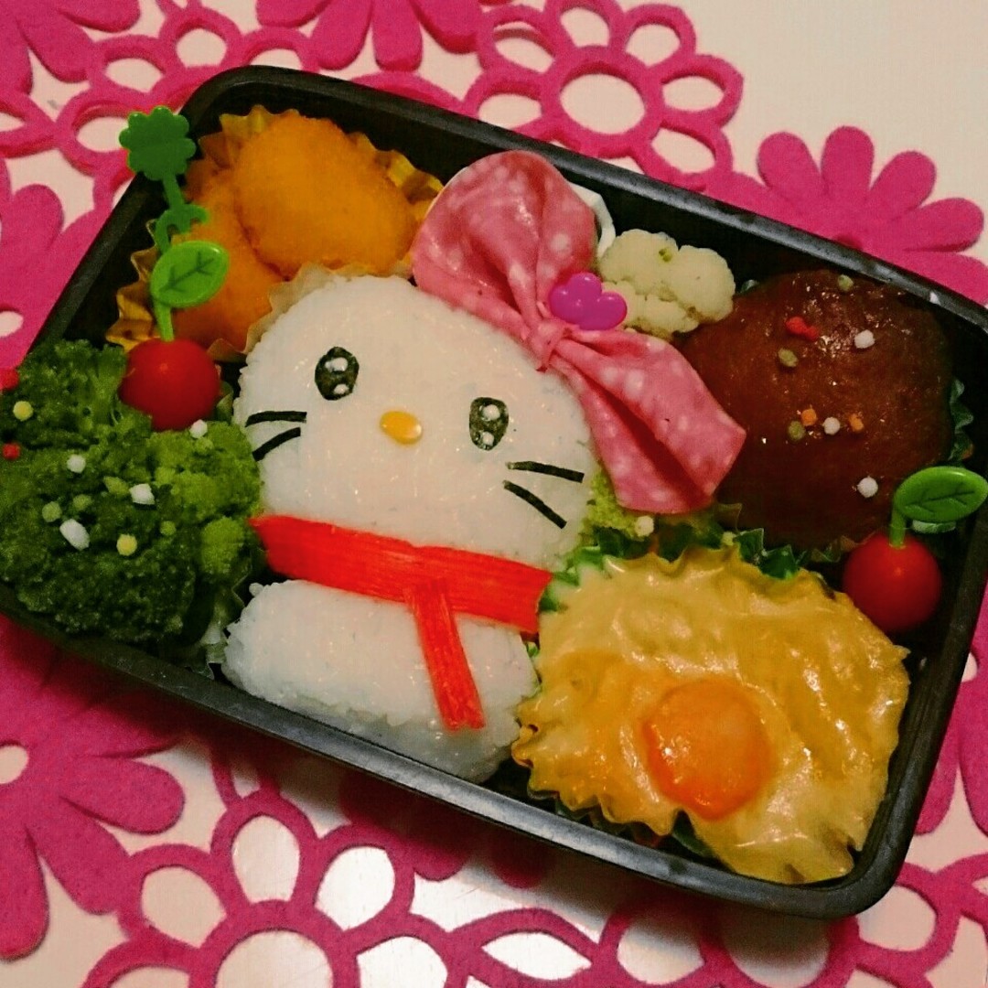キティちゃんの雪だるま弁当🍱