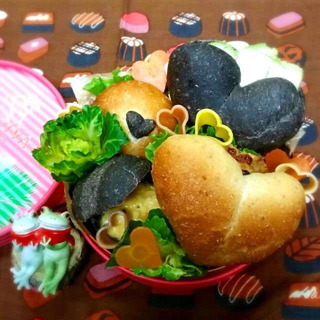 旦那さんのバレンタイン朝ごパン弁当♪