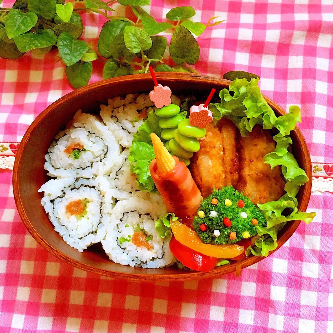 裏海苔巻きのお弁当