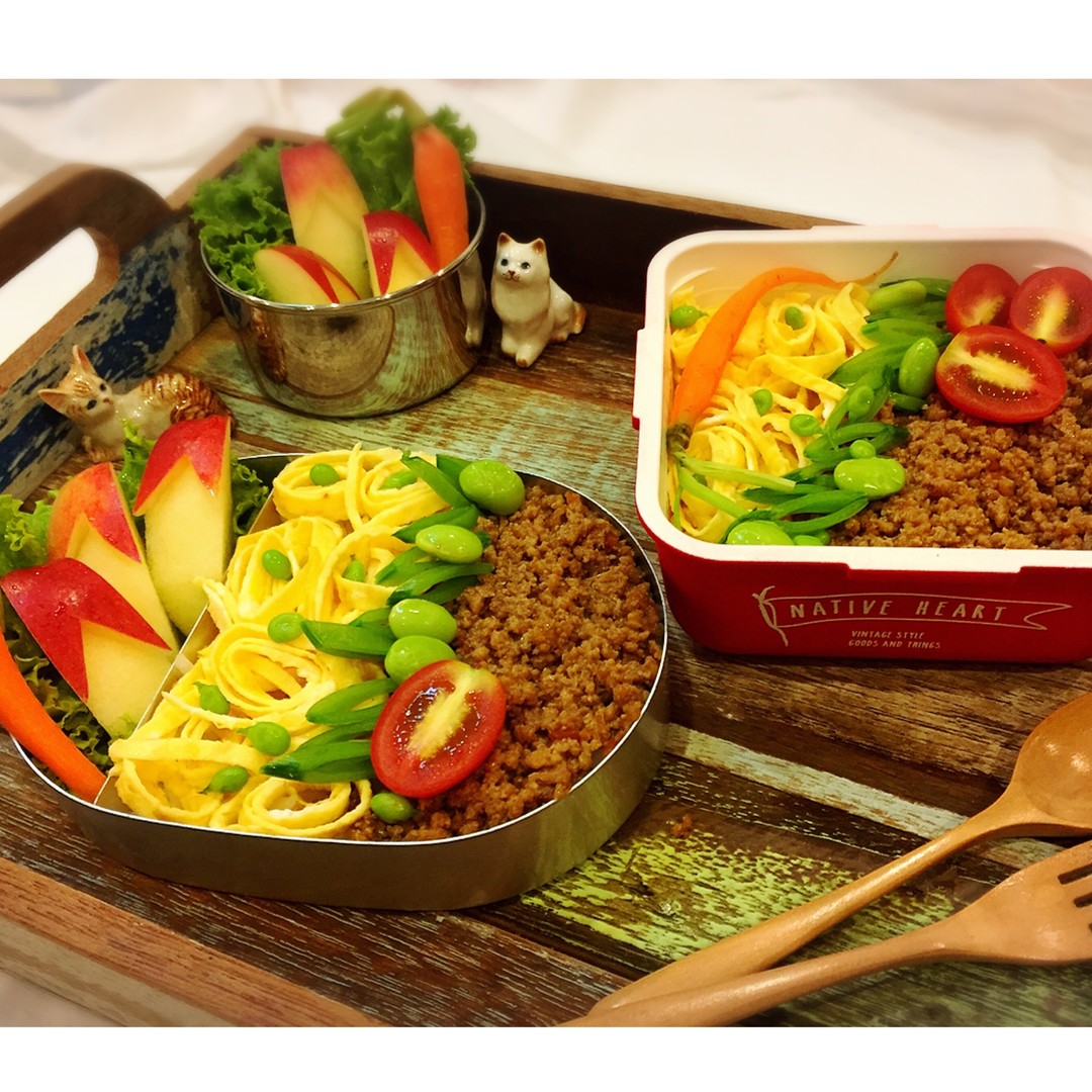 鶏そぼろと錦糸卵弁当