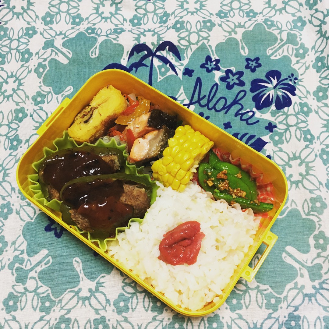 肉詰めピーマンのお弁当