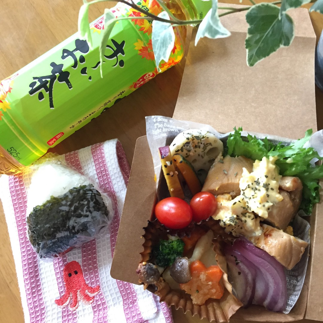 🍙とレンチンタルタル照り焼きチキン弁当🍱