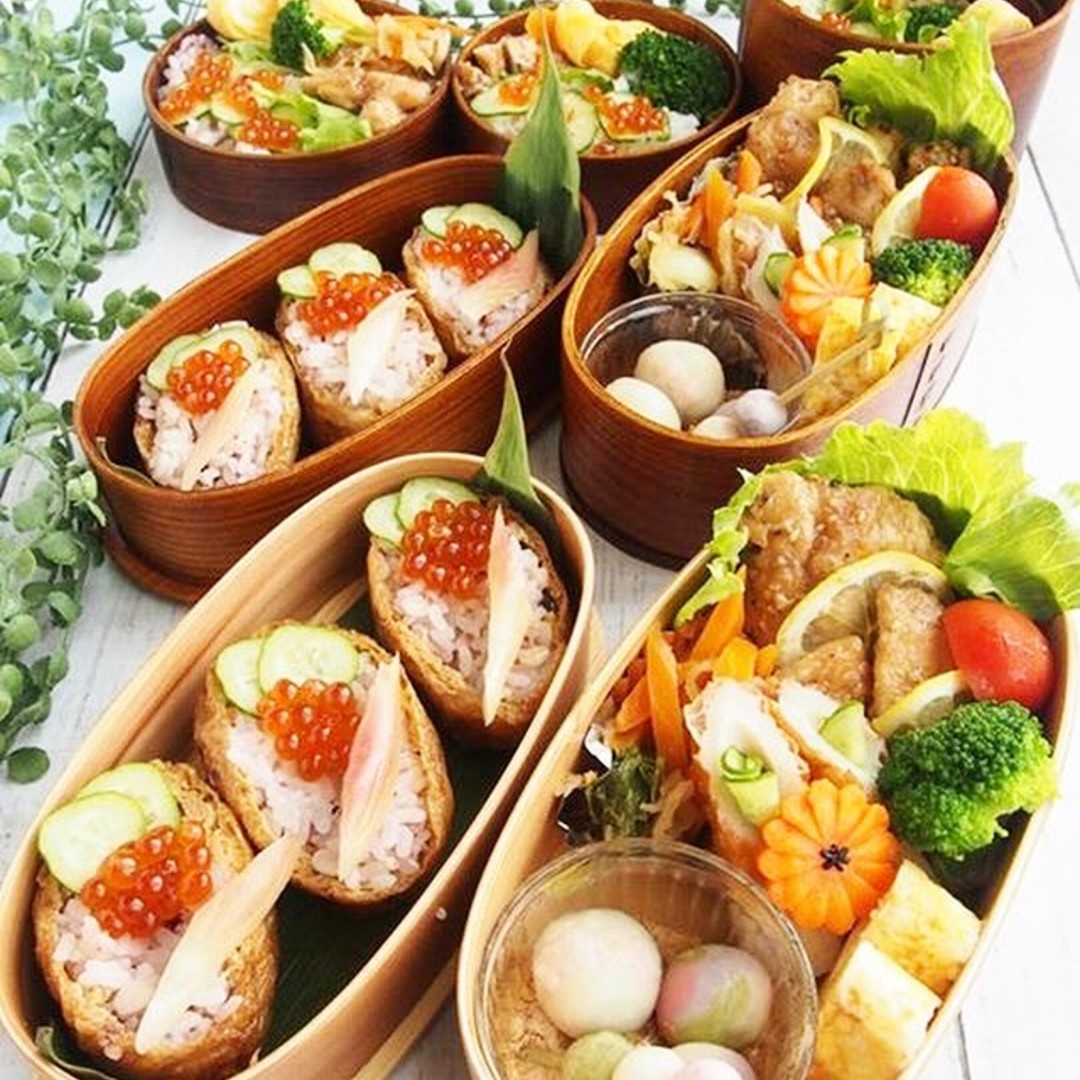 いくら稲荷弁当