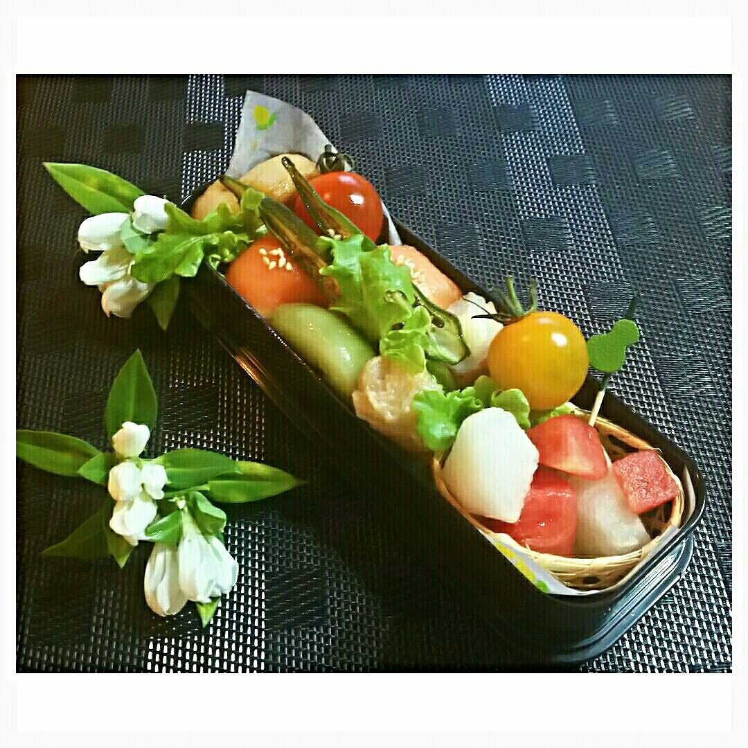 スモークサーモンの手鞠おにぎりお弁当