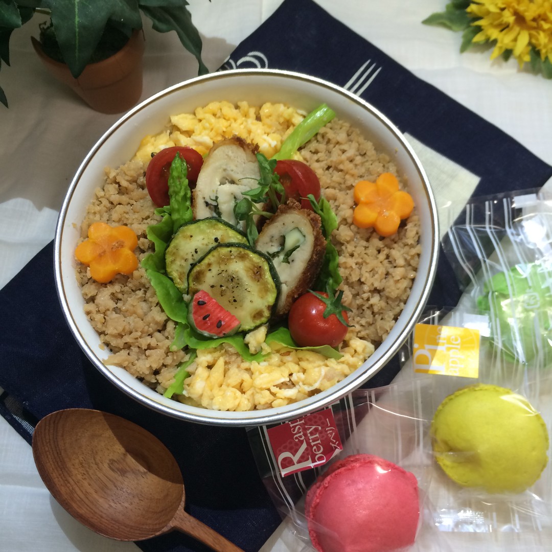鶏そぼろ弁当