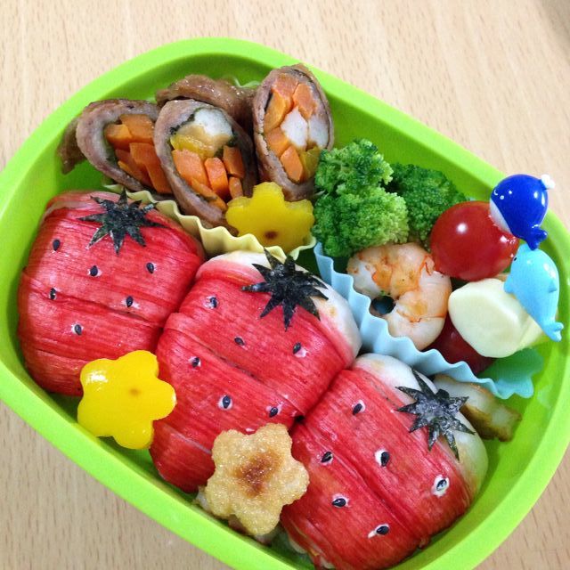 イチゴおにぎり