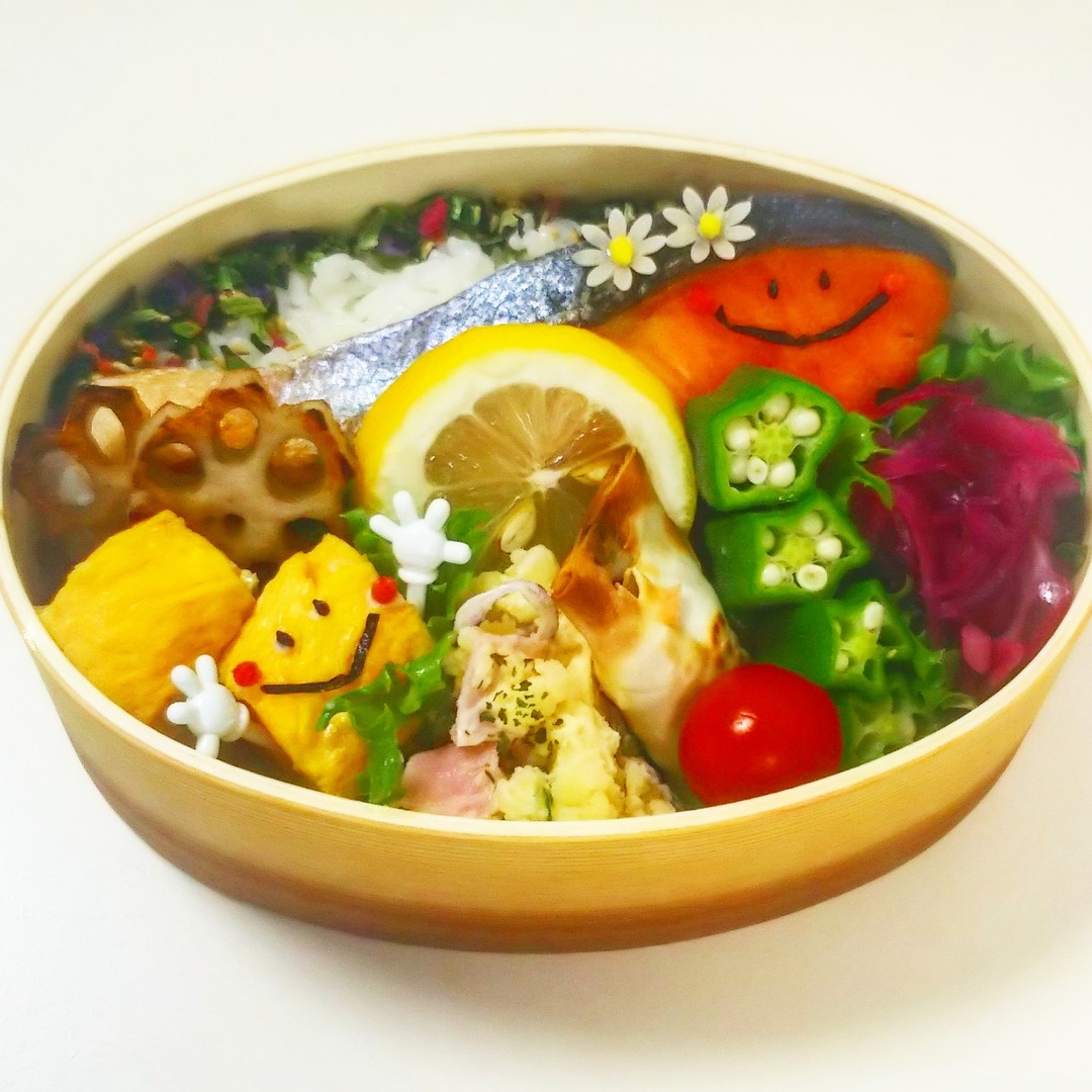 ニコちゃん鮭弁当♪
