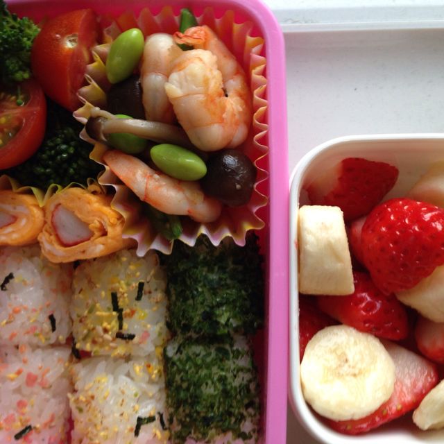3色おにぎり弁当