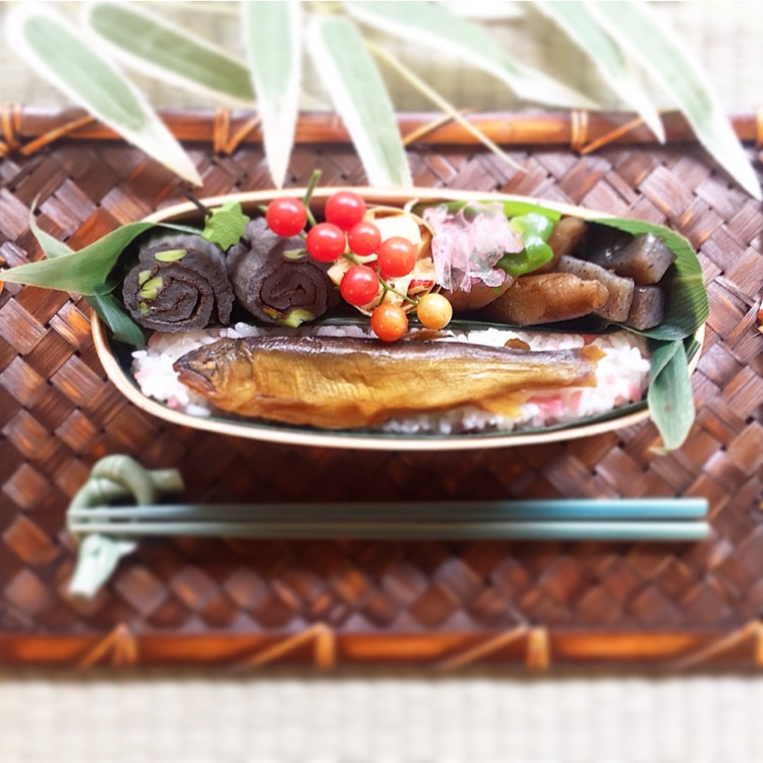 鮎の甘露煮ドーン弁当