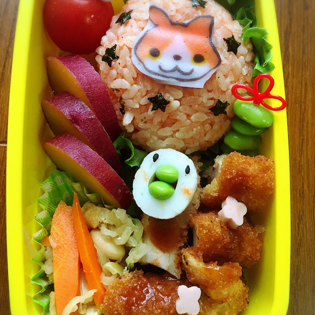 ジバニャンおにぎり&トンカツ弁当