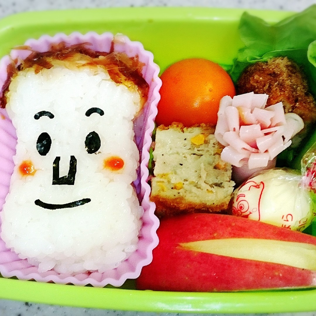 ショクパンマン弁当