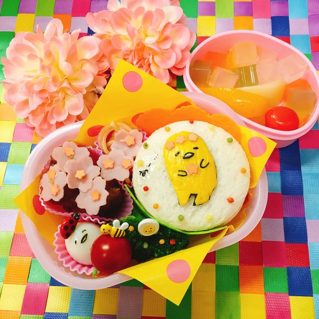 お花見ぐでたま弁当