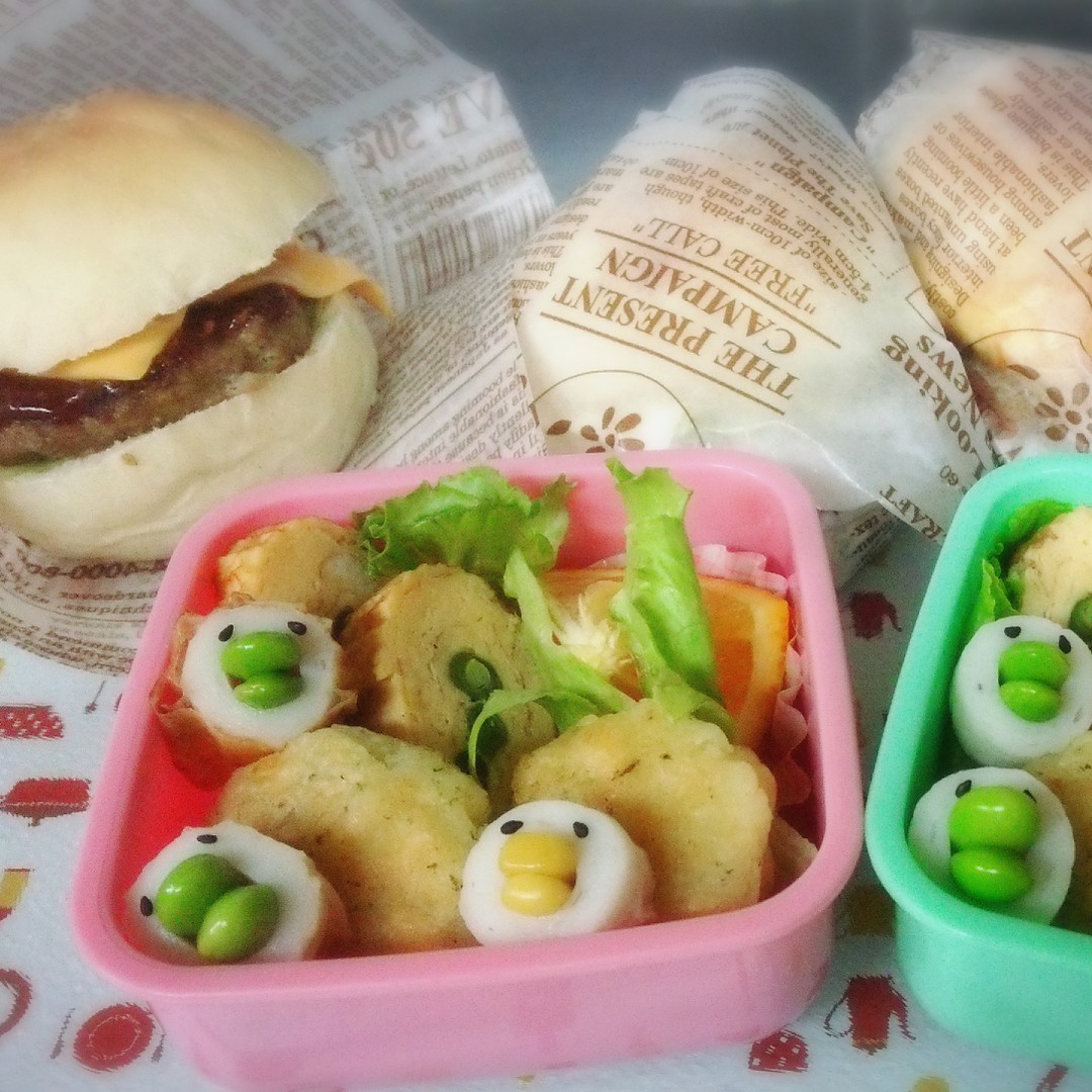 ✱ハンバーガーとちくわ鳥✱