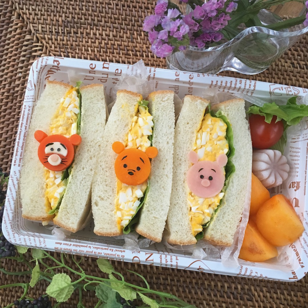 くまのプーさんサンドイッチ