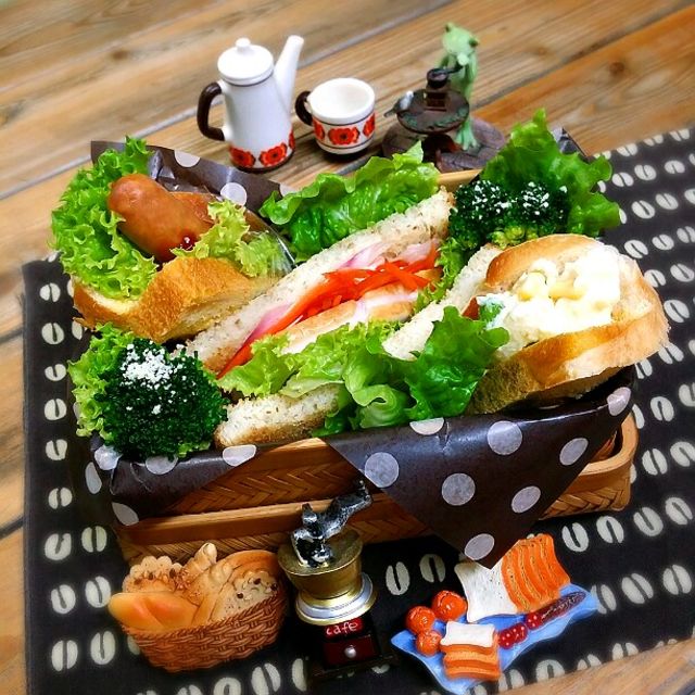 旦那さんの朝ごパン弁当♪