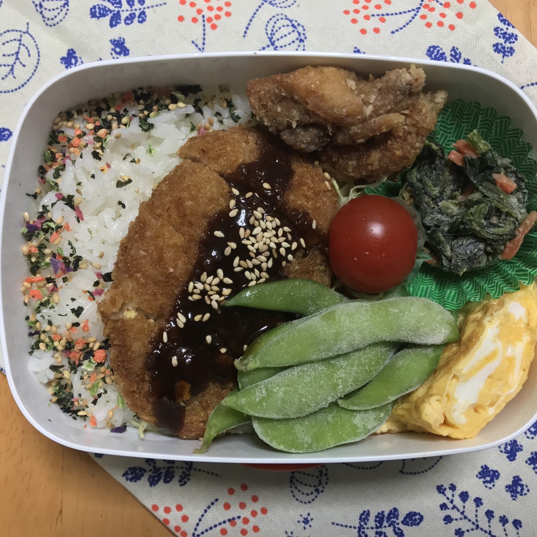 トンカツ弁当