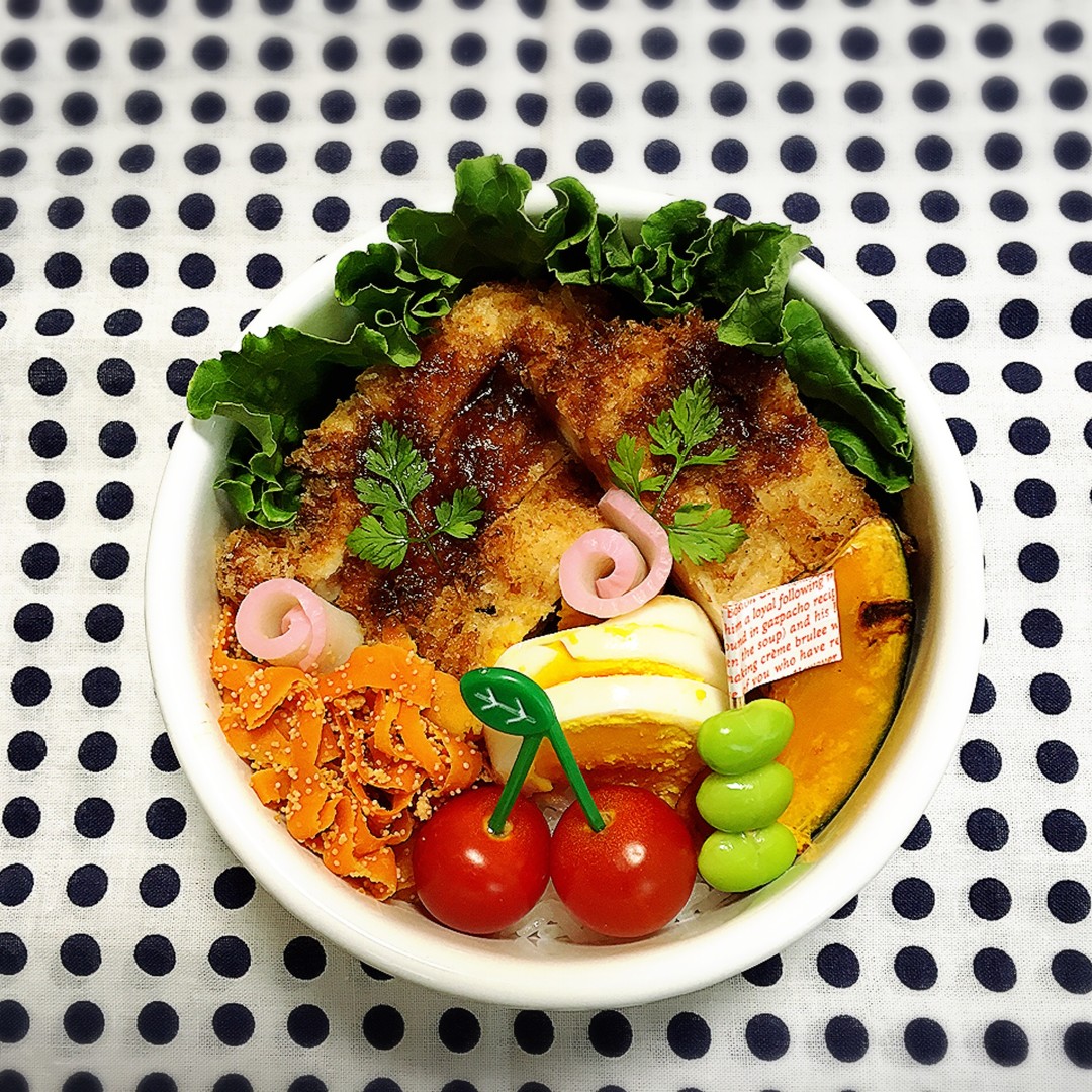 ソースチキンカツ丼♫
