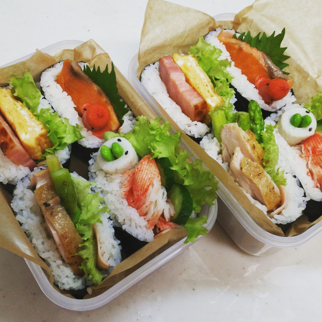 飛び出すおにぎらず