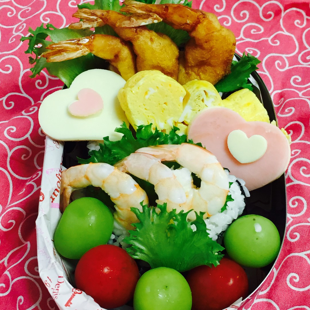 飛び出すおにぎりらず