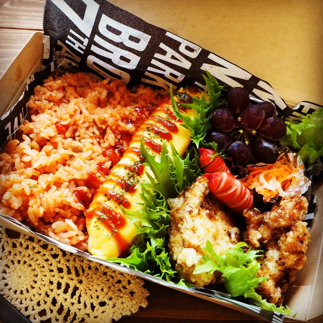 オムライス弁当