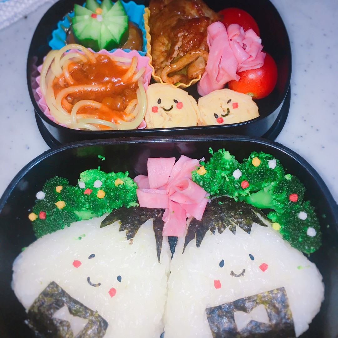 顔おにぎり弁当